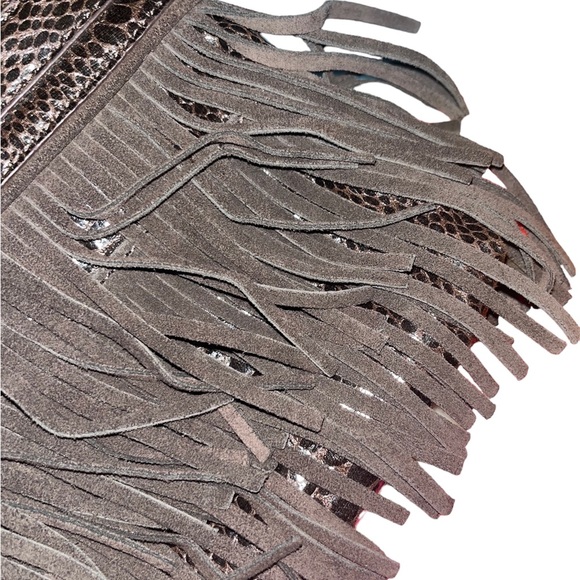 Express Fringe Clutch - Picture 2 of 7
